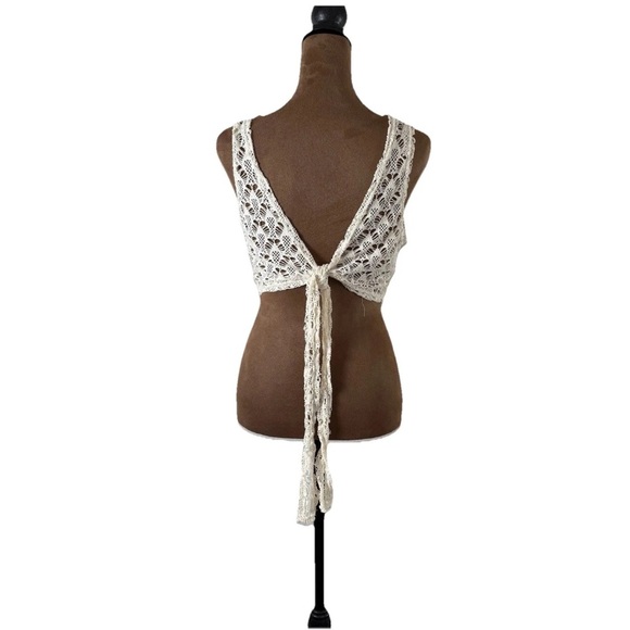 NWOT Cream Fitted Crop Backless Tank Top with Adjustable Tie by SHEIN - Picture 2 of 6